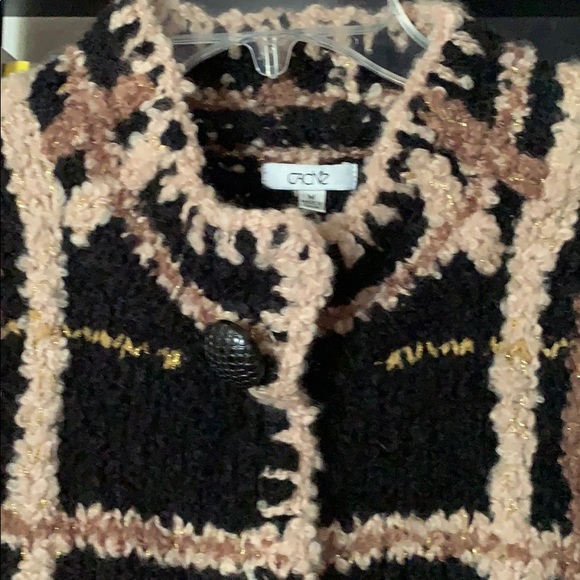 GORGEOUS SWEATER - Picture 3 of 8